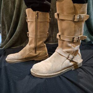 Roxy Tan Boots 6.5 buckles suede